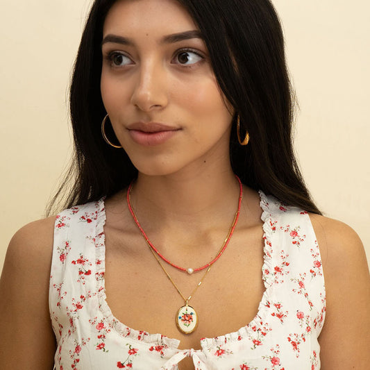 Needlepoint Flower Vintage Cameo Necklace