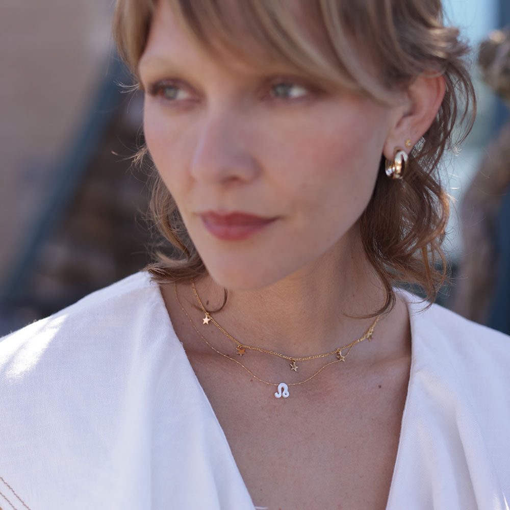 Mother of Pearl Zodiac Necklace | Taurus