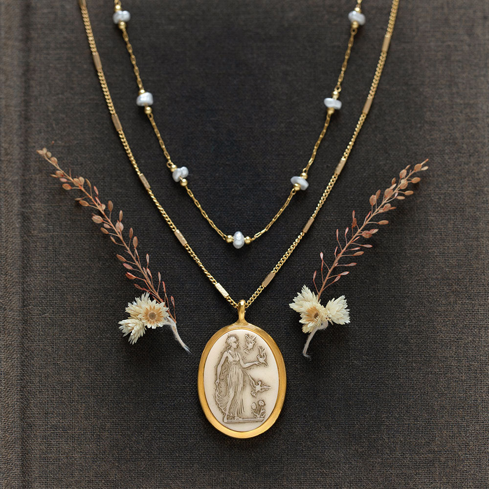 Aphrodite Vintage Cameo Necklace